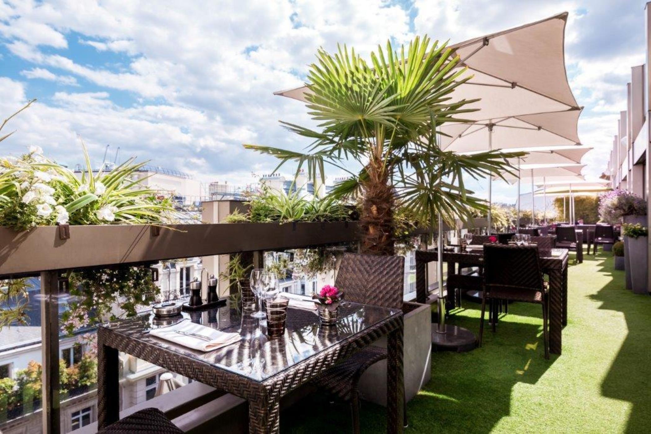 Hotel Warwick Champs-elysées 4*