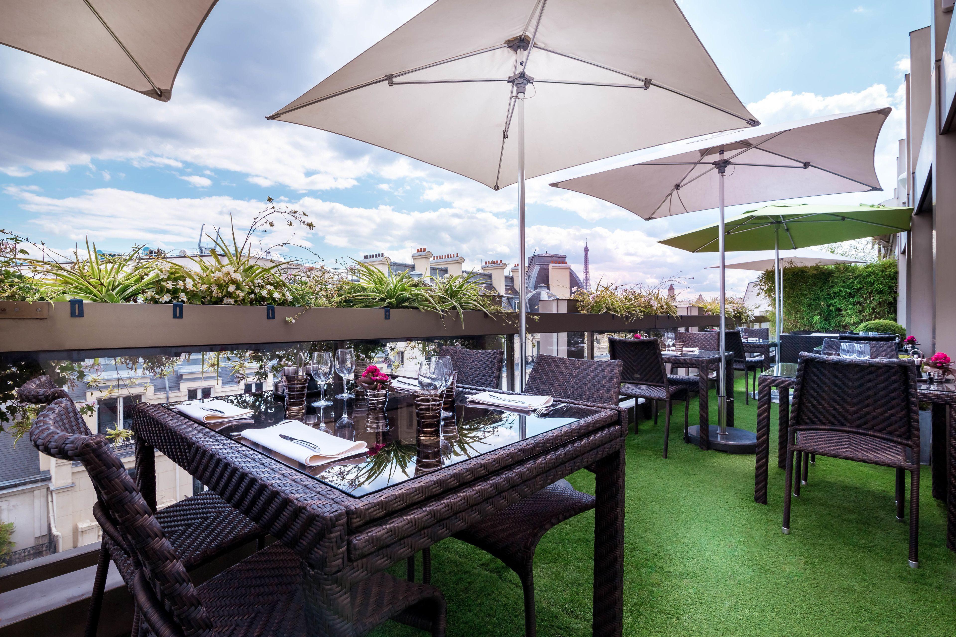 Warwick Champs-elysées Hotel 4*