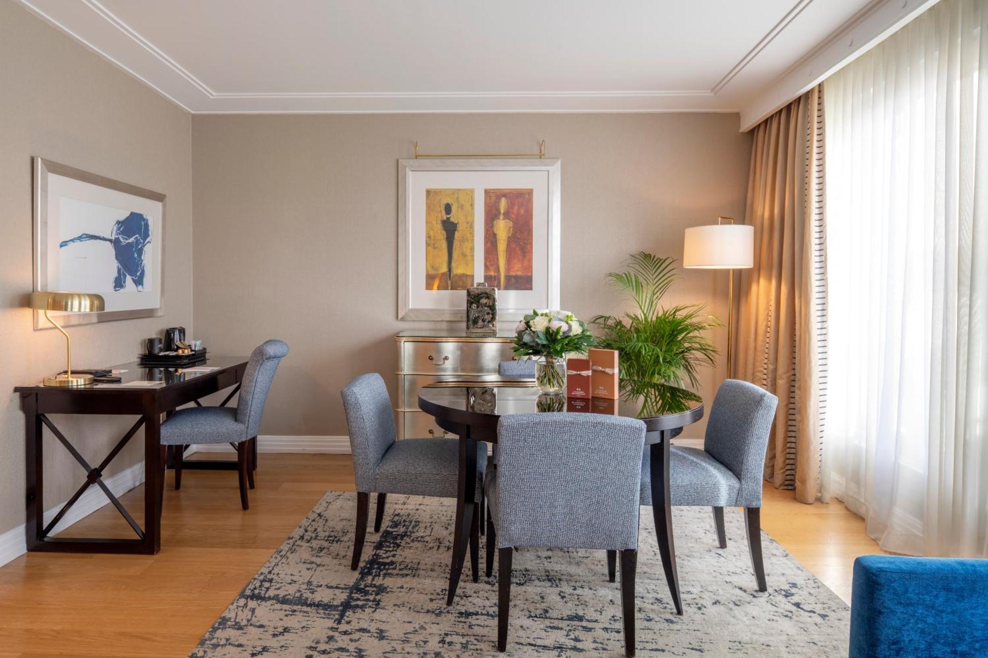 Hotel Warwick Champs-elysées Parigi