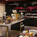 Warwick Champs-elysees Hotel Paris