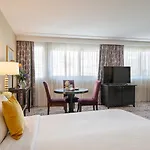 Hotel Warwick Champs-elysees 4*