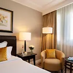 Warwick Champs-elysees Hotel 4*