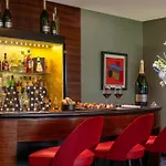 Hotel Warwick Champs-elysees 4*