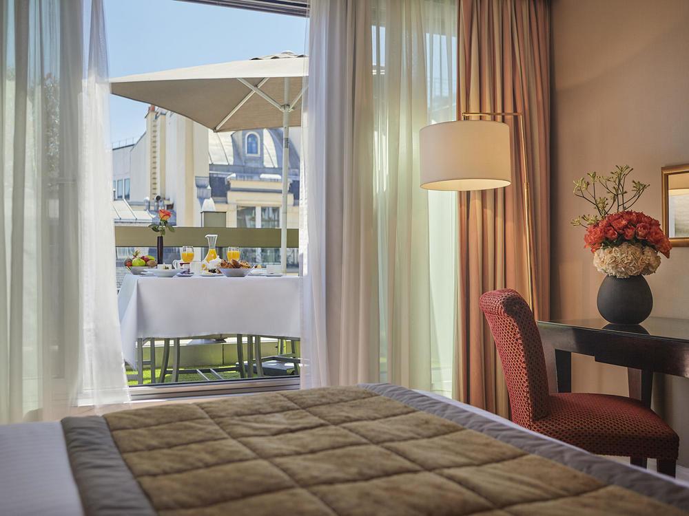 Hotel Warwick Champs-elysees Parigi
