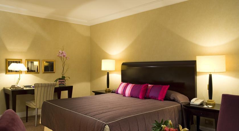 Hotel Warwick Champs-elysees Parigi