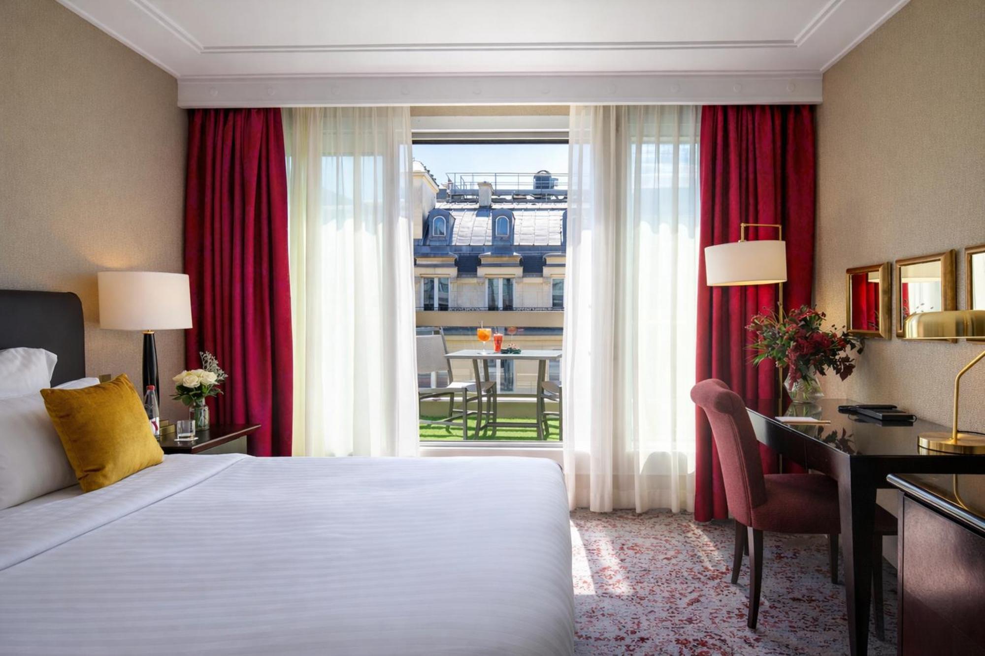 Warwick Champs-elysees Paris